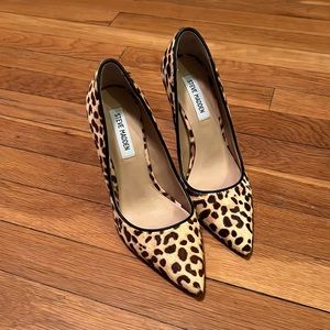 Steve Madden Leopard Print Calf Hair Pump Size 7.5